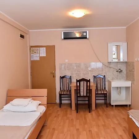 Milkaza Hostel *